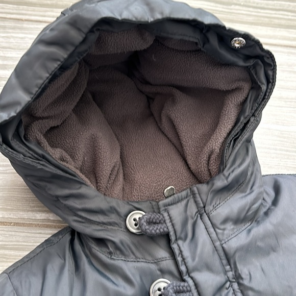 Gap 3T puffer winter jacket - Picture 7 of 15